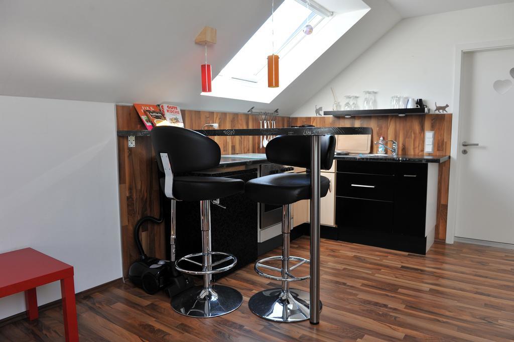 ורמלסקירכן Ferienwohnung Bergisch Land חדר תמונה
